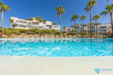 2 bedroom Apartment for Sale in Estepona-23404