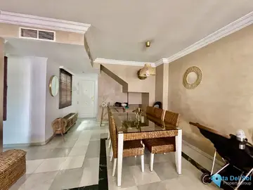 3 bedroom Apartment for Sale in The Golden Mile-23451