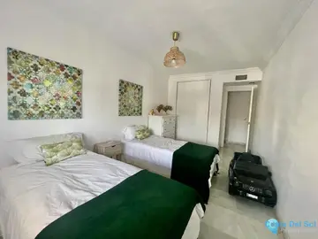 3 bedroom Apartment for Sale in The Golden Mile-23458