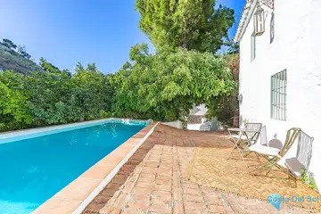 4 bedroom House for Sale in Coín-23716