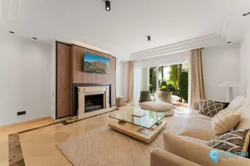 3 bedroom Apartment for Sale in Sierra Blanca