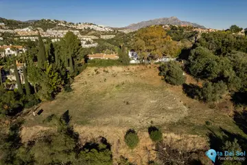 4280m2 Plot for Sale in Benahavís-23909