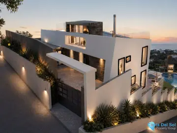 708m2 Plot for Sale in Nueva Andalucía-23948