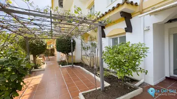 4 bedroom Apartment for Sale in Marbella-24019