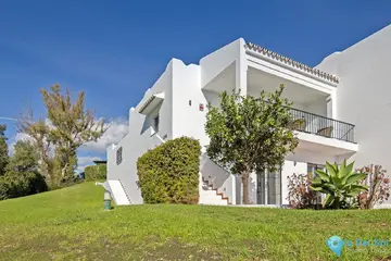 4 bedroom House for Sale in Nueva Andalucía-24185
