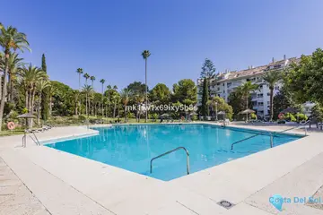 2 bedroom Apartment for Sale in Río Real-82535
