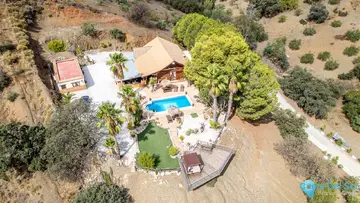 6 bedroom House for Sale in Alhaurín el Grande