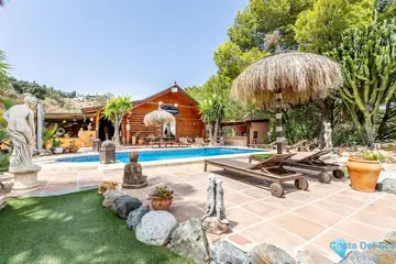 6 bedroom House for Sale in Alhaurín el Grande-24590
