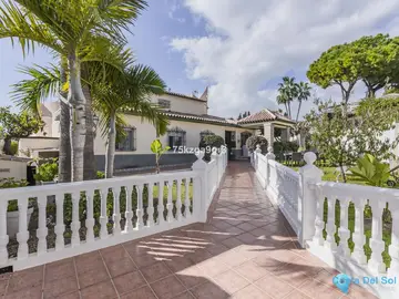 6 bedroom House for Sale in Benalmadena Costa-24642