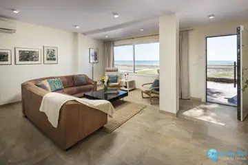 4 bedroom House for Sale in Málaga Centro-24659
