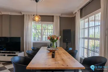 6 bedroom House for Sale in Alhaurín de la Torre-24683