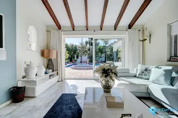 3 bedroom House for Sale in Calahonda-24834