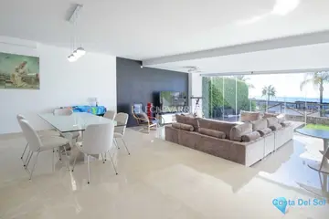 4 bedroom House for Sale in Marbella-24985