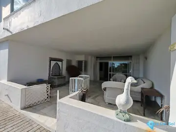 3 bedroom Apartment for Sale in Marbella-25009