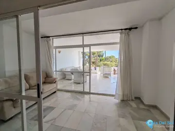 3 bedroom Apartment for Sale in Marbella-25012