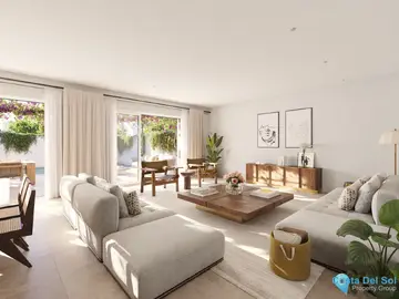 3 - 4 bedroom House for Sale in Sotogrande-25107