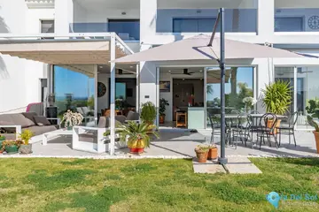 4 bedroom Apartment for Sale in Estepona