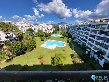 4 bedroom Apartment for Sale in Puerto Banús-25278