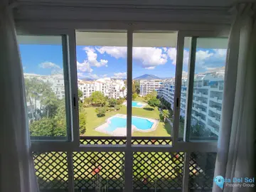 4 bedroom Apartment for Sale in Puerto Banús-25280