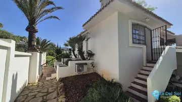 5 bedroom House for Sale in Elviria-25543