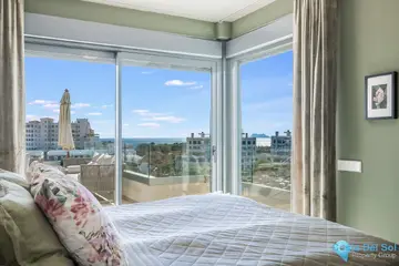4 bedroom Apartment for Sale in Estepona-25652