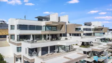 4 bedroom Apartment for Sale in Estepona-25645