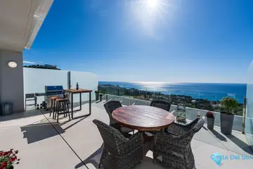 3 bedroom Apartment for Sale in Benalmadena