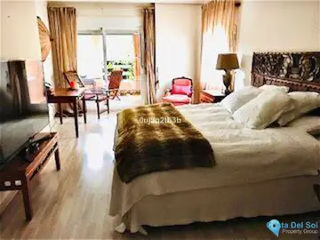 3 bedroom Apartment for Sale in New Golden Mile-25934