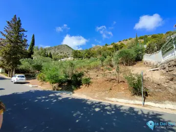 1768m2 Plot for Sale in Benalmadena Pueblo-26006