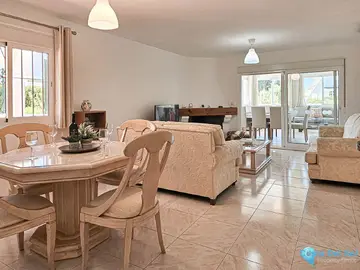 4 bedroom House for Sale in Riviera del Sol-26065