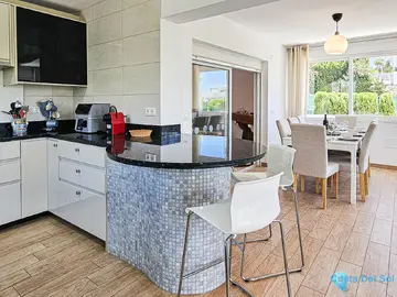 4 bedroom House for Sale in Riviera del Sol-26066