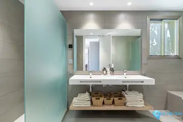 4 bedroom Apartment for Sale in Estepona-26485