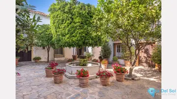 3 bedroom House for Sale in The Golden Mile-88387