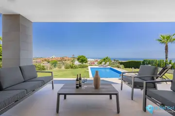 4 bedroom House for Sale in Manilva