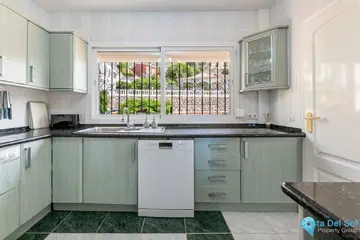 5 bedroom House for Sale in Benalmadena-26837