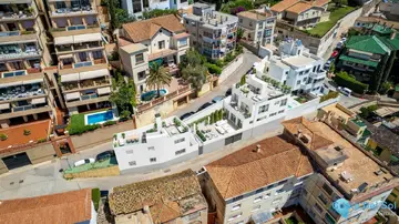 3 bedroom Apartment for Sale in Málaga-27093