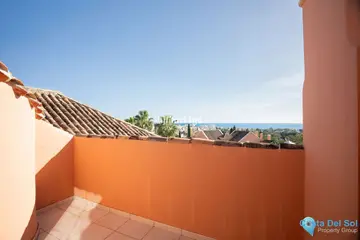 3 bedroom Apartment for Sale in Nueva Andalucía-27108