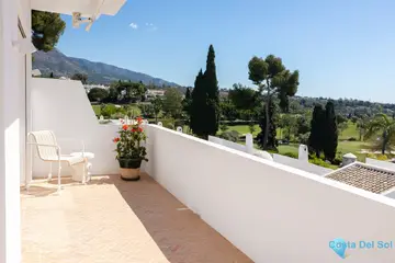 2 bedroom Apartment for Sale in Nueva Andalucía-27161
