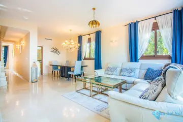 5 bedroom House for Sale in La Mairena-27261