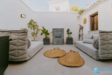 3 bedroom House for Sale in The Golden Mile-27270