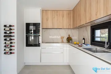 3 bedroom House for Sale in Nueva Andalucía-27306