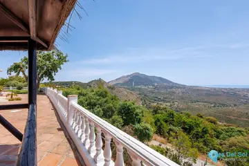 6 bedroom House for Sale in Coín-27571
