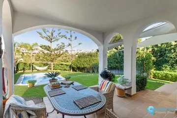 4 bedroom House for Sale in Estepona-27627
