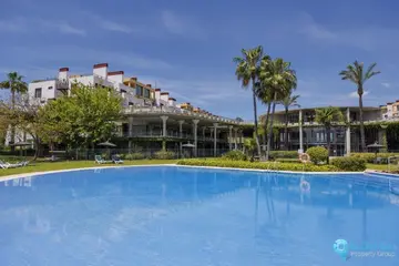 3 bedroom House for Sale in Los Flamingos-15369