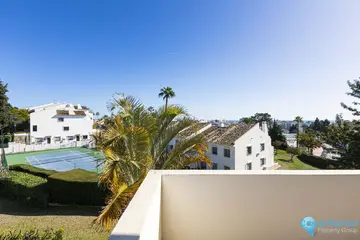 3 bedroom Apartment for Sale in Nueva Andalucía-27831
