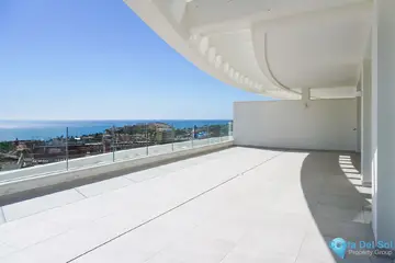 3 bedroom Apartment for Sale in La Cala de Mijas-28063