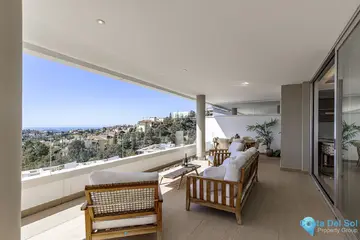 3 bedroom Apartment for Sale in Benahavís-28079