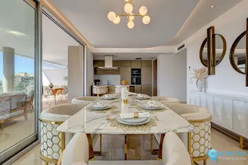 3 bedroom Apartment for Sale in Benahavís-28085