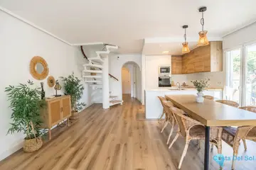 4 bedroom House for Sale in Calahonda
