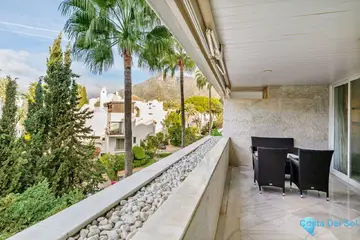 2 bedroom Apartment for Sale in Marbella-28225
